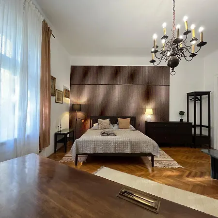 Apartment Hillside Luxury With Free Garage *