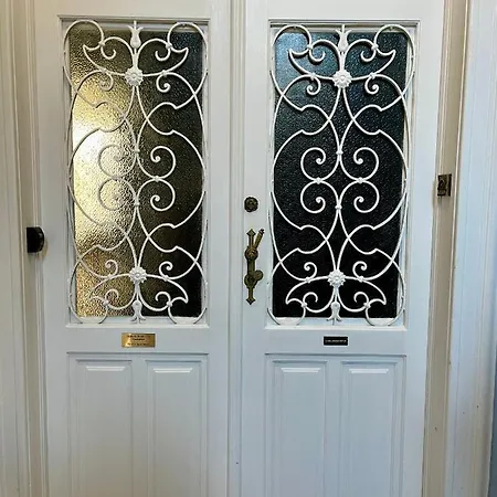 Apartment Hillside Luxury With Free Garage *